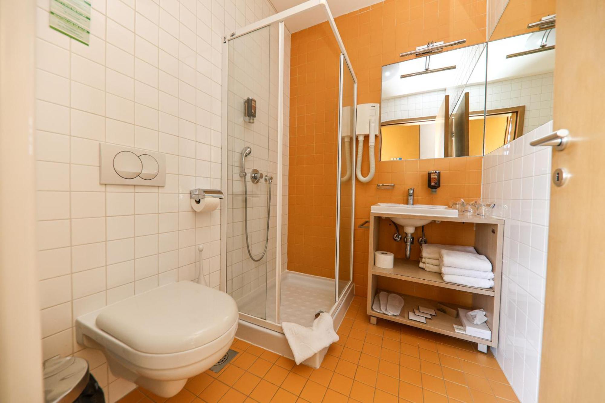 Hotel Celjska Koca Celje Buitenkant foto